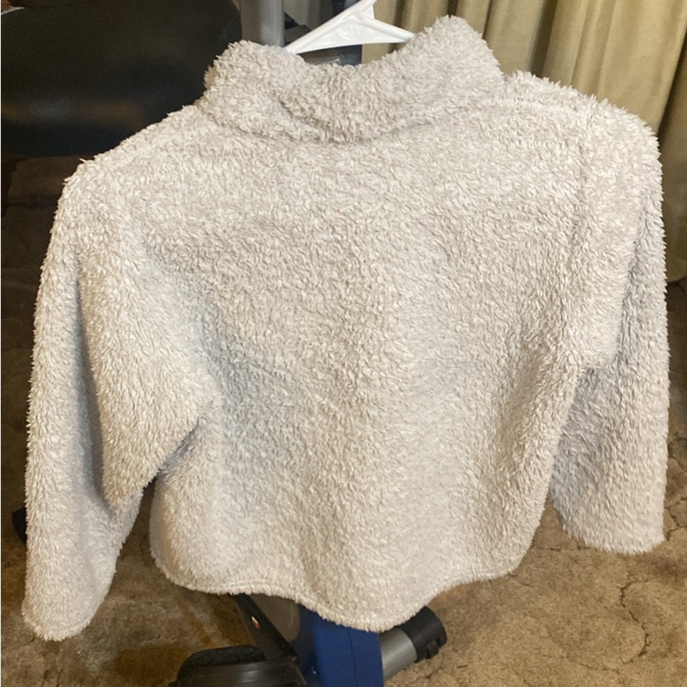 Patagonia Soft Gray Women's Sweater